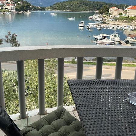 Apartments Ana By The Sea Лумбарда Экстерьер фото